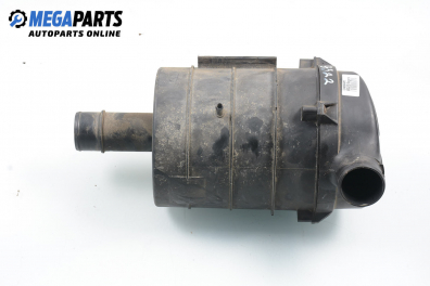 Carcasă filtru de aer for Renault Megane I 1.6, 90 hp, hatchback, 5 uși automatic, 1997