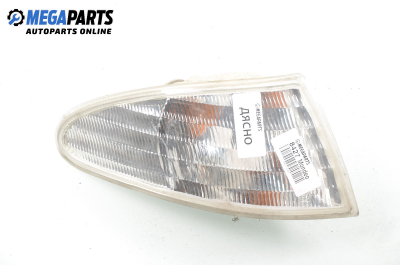 Semnalizator for Ford Mondeo Mk I 2.0 16V 4x4, 136 hp, combi, 1996, position: dreapta