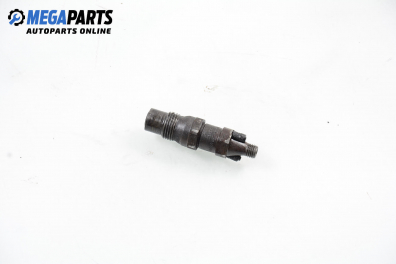 Diesel fuel injector for Volkswagen Transporter 2.4 D, 78 hp, passenger, 1992