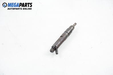 Diesel fuel injector for Volkswagen Golf III 1.9 SDI, 64 hp, 5 doors, 1995