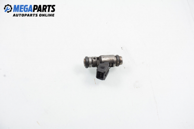 Gasoline fuel injector for Fiat Marea 1.6 16V, 103 hp, sedan automatic, 1997