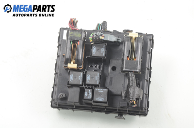 Fuse box for Ford Maverick 3.0 V6 24V, 203 hp automatic, 2004