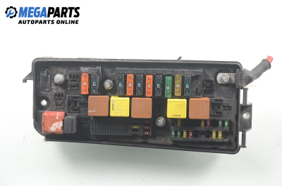 Fuse box for Saab 9-3 2.2 TiD, 125 hp, sedan, 2002