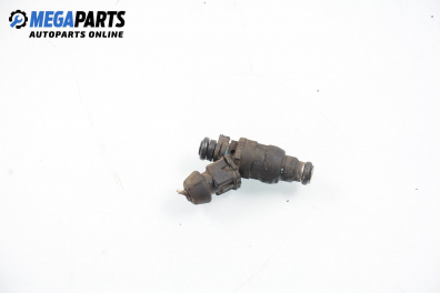 Benzineinspritzdüse for Peugeot 406 1.8 16V, 110 hp, sedan, 1998