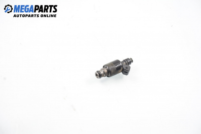 Gasoline fuel injector for Opel Vectra B 1.6 16V, 100 hp, sedan, 1997