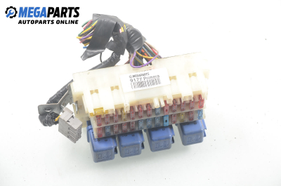 Fuse box for Nissan Primera (P10) 2.0 GT, 150 hp, sedan, 1992