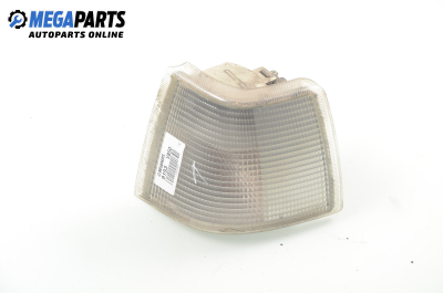 Semnalizator for Volvo 850 2.0, 143 hp, combi, 1996, position: stânga