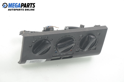 Air conditioning panel for Volkswagen Passat (B3) 2.0, 115 hp, station wagon, 1993