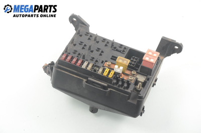 Fuse box for Opel Frontera A 2.5 TDS, 115 hp, 5 doors, 1998