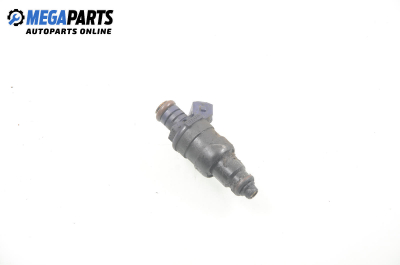 Benzineinspritzdüse for Renault Megane I 1.6, 90 hp, hecktür, 5 türen, 1997