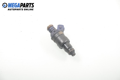 Benzineinspritzdüse for Renault Megane I 1.6, 90 hp, hecktür, 5 türen, 1997