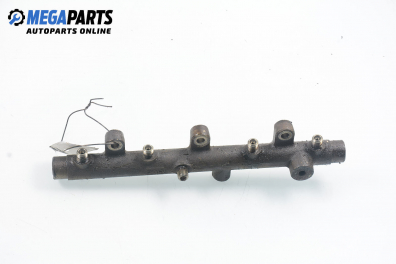 Fuel rail for Peugeot 406 2.0 HDI, 109 hp, sedan, 1999