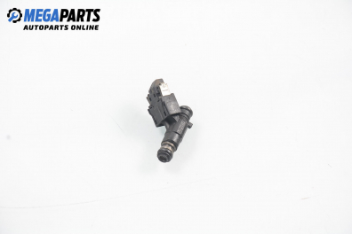 Duza benzină for Volkswagen Polo (6N/6N2) 1.4, 60 hp, hatchback, 5 uși, 1996