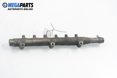 Fuel rail for Volvo XC90 2.4 D5 AWD, 163 hp automatic, 2004