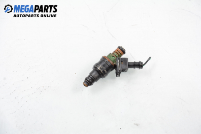 Benzineinspritzdüse for Hyundai Coupe (RD2) 2.0 16V, 135 hp, coupe, 2000