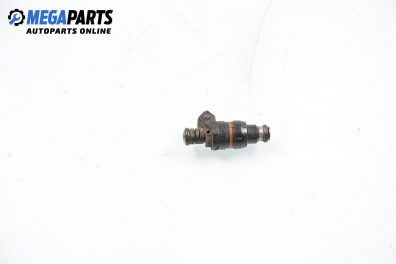 Gasoline fuel injector for BMW 3 (E36) 1.8 is, 140 hp, coupe, 1994