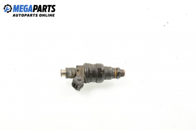 Gasoline fuel injector for Audi A4 (B5) 1.8 Quattro, 125 hp, station wagon, 1999
