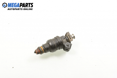 Gasoline fuel injector for Audi A4 (B5) 1.8 Quattro, 125 hp, station wagon, 1999