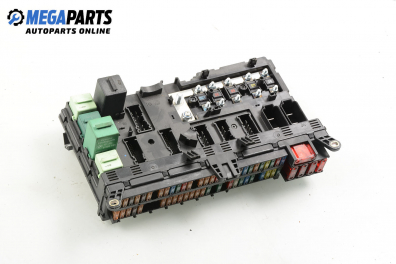 Fuse box for Land Rover Range Rover III 4.0 4x4, 286 hp automatic, 2003