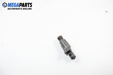 Gasoline fuel injector for Land Rover Range Rover III 4.0 4x4, 286 hp automatic, 2003
