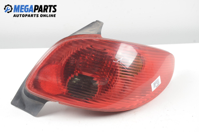 Bremsleuchte for Peugeot 206 1.4 HDi, 68 hp, hecktür, 3 türen, 2004, position: rechts