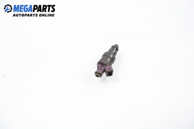 Gasoline fuel injector for Opel Astra F 1.8 16V, 116 hp, station wagon, 1996