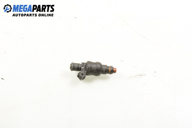 Gasoline fuel injector for Audi A4 (B5) 1.8, 125 hp, station wagon automatic, 1997