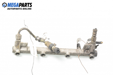 Rampă combustibil for Opel Omega B 2.0 16V, 136 hp, combi, 1996
