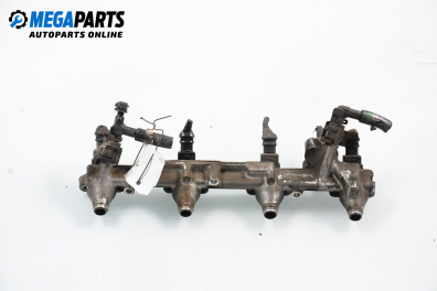 Rampă combustibil cu injectoare for Ford Escort 1.8 16V, 115 hp, hatchback, 5 uși, 1996