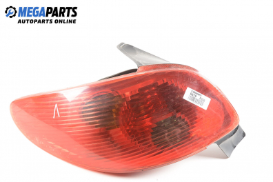 Bremsleuchte for Peugeot 206 2.0 HDI, 90 hp, hecktür, 3 türen, 2003, position: links
