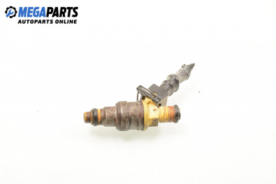 Gasoline fuel injector for Alfa Romeo 146 1.6 16V T.Spark, 120 hp, 5 doors, 1997