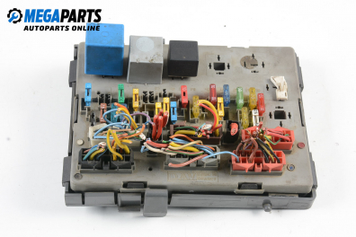 Fuse box for Renault Espace II 2.0, 103 hp, 1994