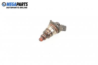 Gasoline fuel injector for Ford Escort 1.6 16V, 90 hp, station wagon, 1997