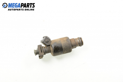 Gasoline fuel injector for Opel Corsa B 1.6 16V, 106 hp, 3 doors, 1997