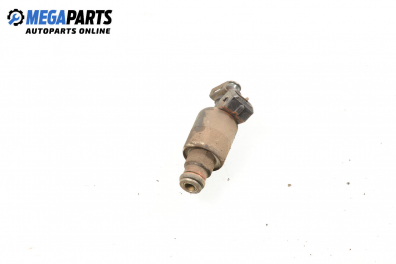 Gasoline fuel injector for Opel Astra F 1.6 16V, 100 hp, station wagon, 1994