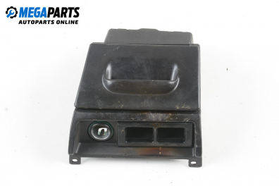 Scrumieră for Volkswagen Polo (86C) 1.0, 45 hp, combi, 3 uși, 1994