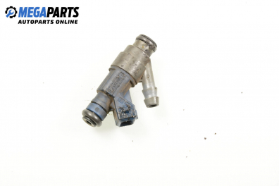 Gasoline fuel injector for Volkswagen New Beetle 2.0, 115 hp, 2000