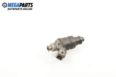 Gasoline fuel injector for Audi A3 (8L) 1.8, 125 hp, 3 doors, 1996