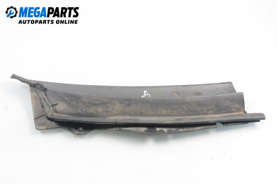 Capac sub ștergătoare for Ford Mondeo Mk III 1.8 16V, 125 hp, hatchback, 2001, position: dreapta