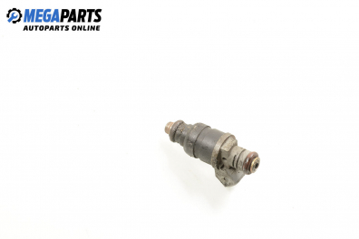 Gasoline fuel injector for Audi A3 (8L) 1.8, 125 hp, 3 doors, 1996