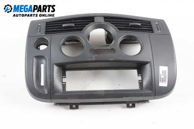 Central console for Renault Scenic II 1.5 dCi, 101 hp, 2004