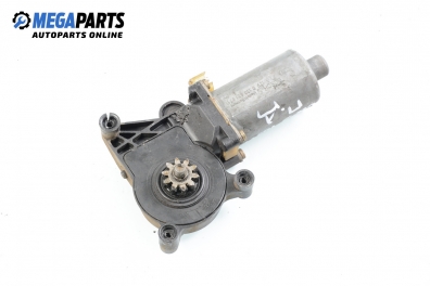Antriebsmotor el. fensterheber for Mercedes-Benz E-Klasse 210 (W/S) 2.3, 150 hp, sedan, 1995, position: rechts, vorderseite № Bosch 0 130 821 671