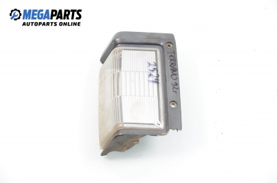 Lumini de gabarit for Nissan Terrano (WD21) 2.7 TD, 99 hp, 1992, position: stânga