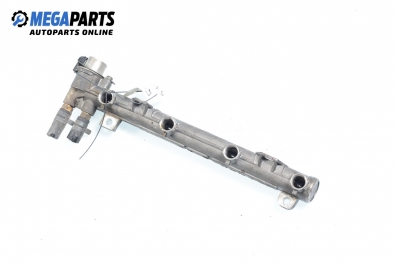 Fuel rail for Volkswagen Golf IV 1.4 16V, 75 hp, hatchback, 5 doors, 1999