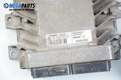 ECU mit zündschlüssel für Renault Clio II 1.4, 75 hp, sedan, 2005 № Siemens S110140002