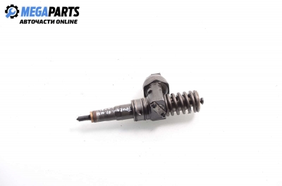 Diesel fuel injector for Volkswagen Touran 1.9 TDI, 105 hp automatic, 2007