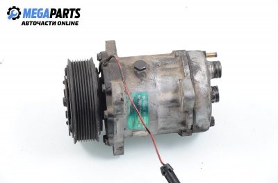 AC compressor for Volkswagen Passat 1.9 TDI, 90 hp, sedan, 1994 № SD7H15