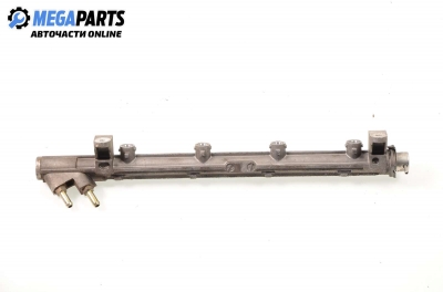 Fuel rail for Fiat Marea 1.8 16V, 113 hp, station wagon, 1997