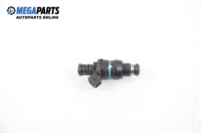 Gasoline fuel injector for BMW 3 (E36) 1.6, 102 hp, hatchback, 1994