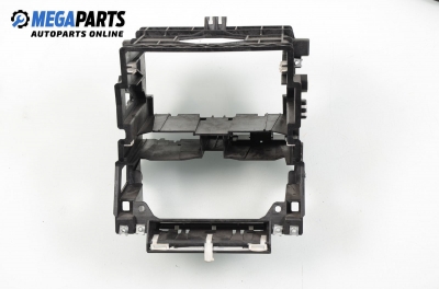 Central console for Audi A3 (8P/8PA) 2.0 FSI, 150 hp, 3 doors, 2003